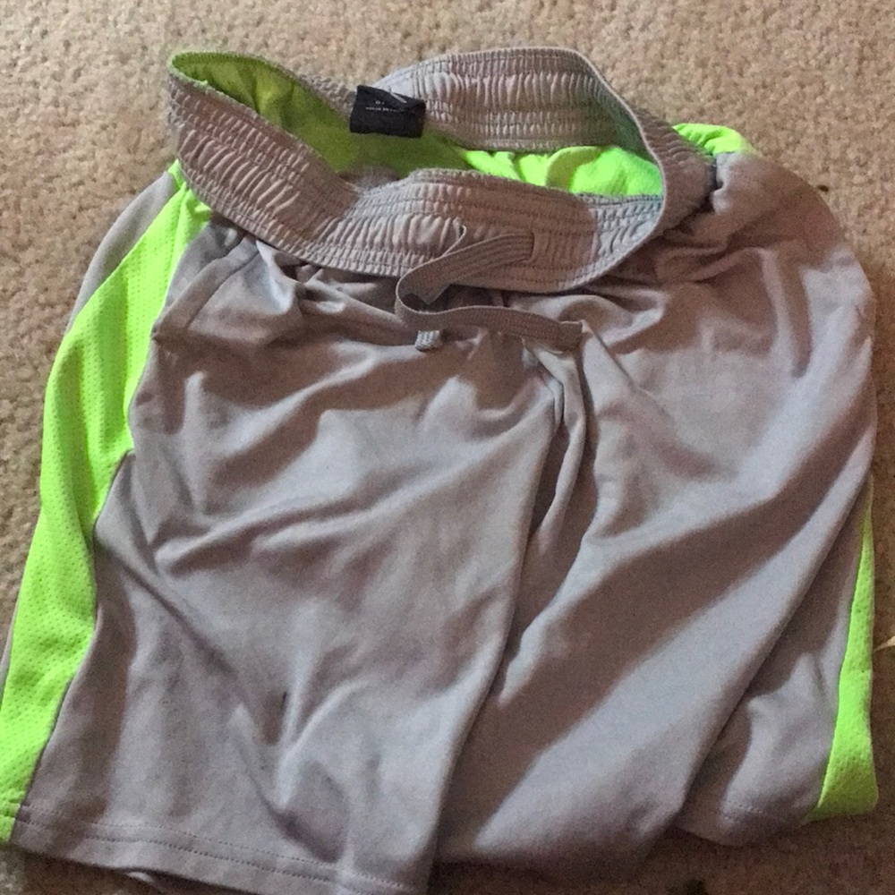 Neon Yellow/Green and Gray BBALL Shorts 💚.